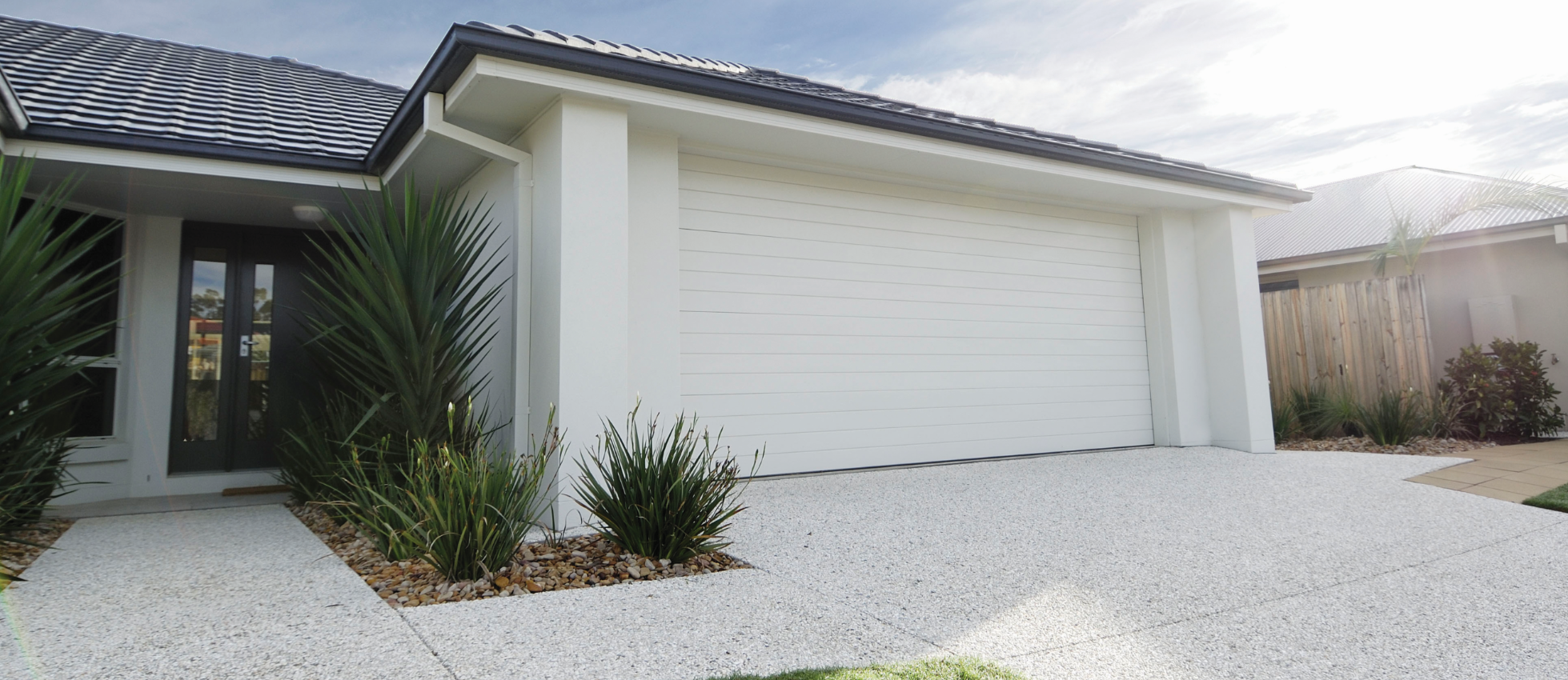 Digi garage doors white